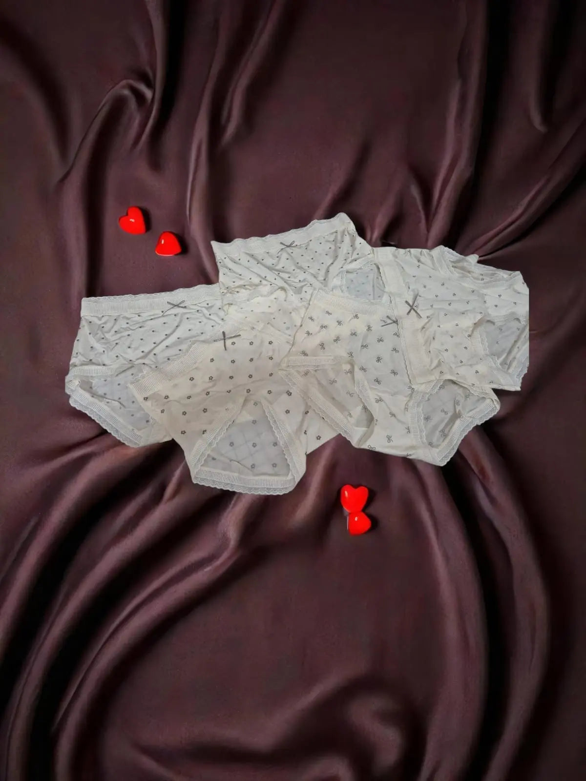 Set of 5 Muji - Feather Kiss Crimson Curves